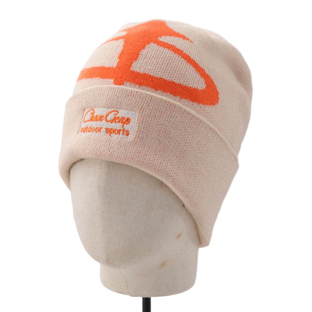Berretto Invernale Unisex in M - Beanie Cuffed Knit recensione e prezzo